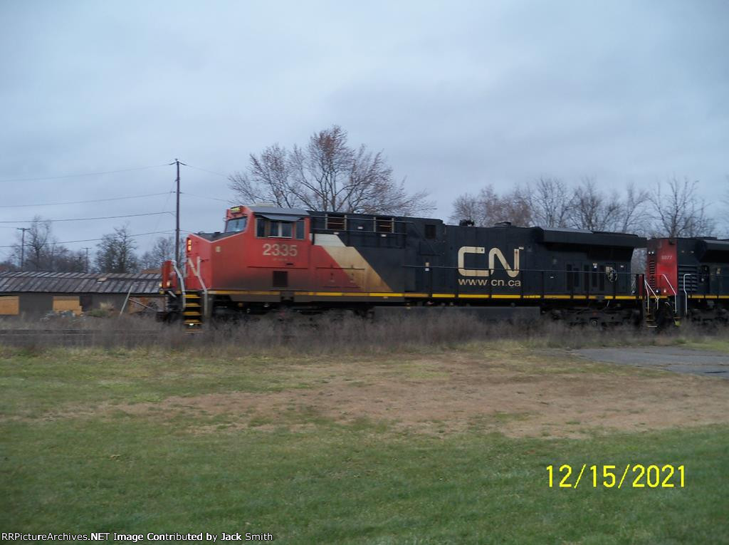 CN 2335